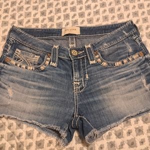 Big Star shorts size 27